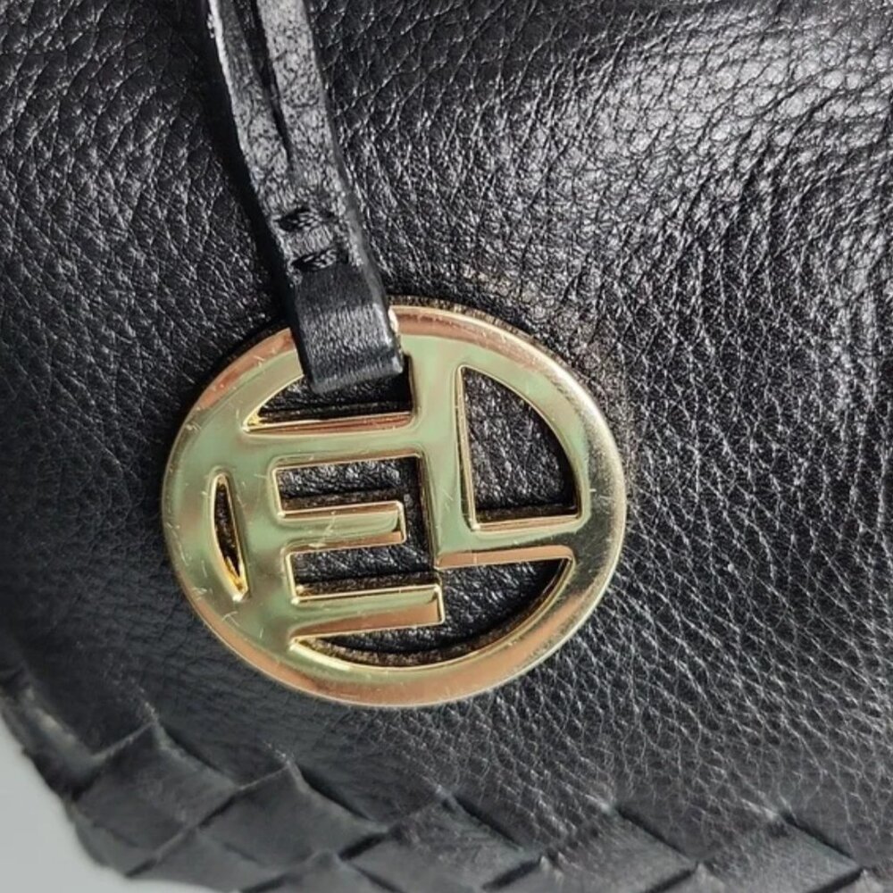 Elliott Lucca Leather Shoulder Bag - Picture 4 of 12